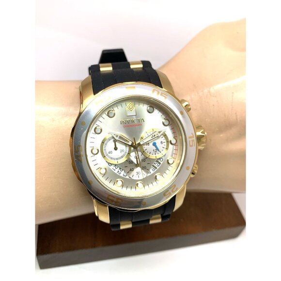 Invicta Men's Watch 6985 Pro Diver Silver Dial Quartz Chronograph Black Rubber - Picture 12 of 15